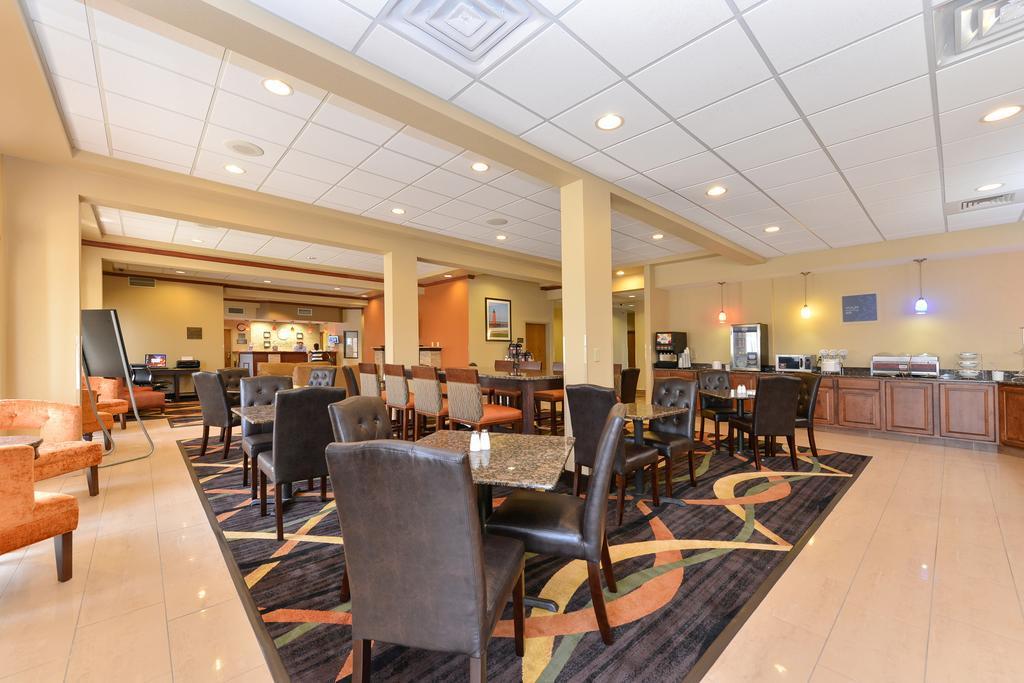 Comfort Inn & Suites Kenosha-Pleasant Prairie Экстерьер фото