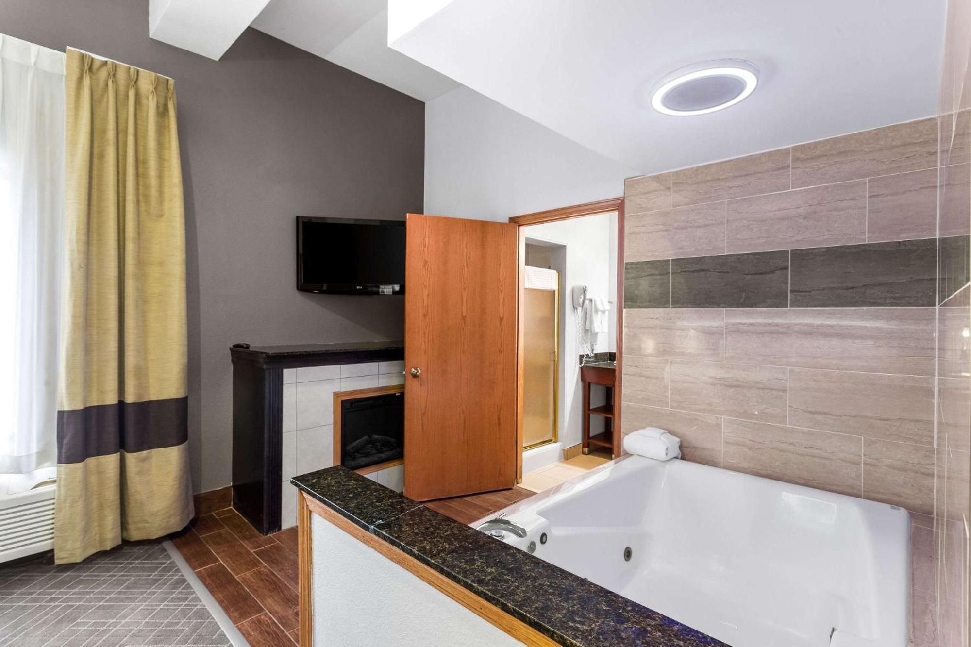 Comfort Inn & Suites Kenosha-Pleasant Prairie Экстерьер фото